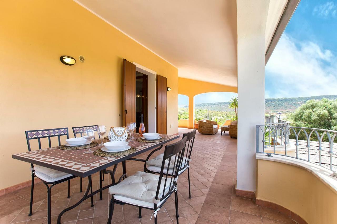 Villa Pedra Alghero - Appartamento In Villa Con Piscina エクステリア 写真